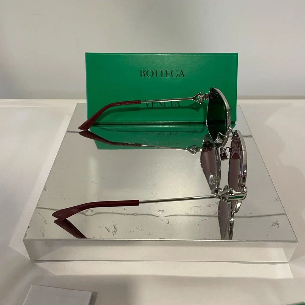 BOTTEGA VENETA BV1199S-003 WOMEN'S SUNGLASSES - Picture 4 of 9